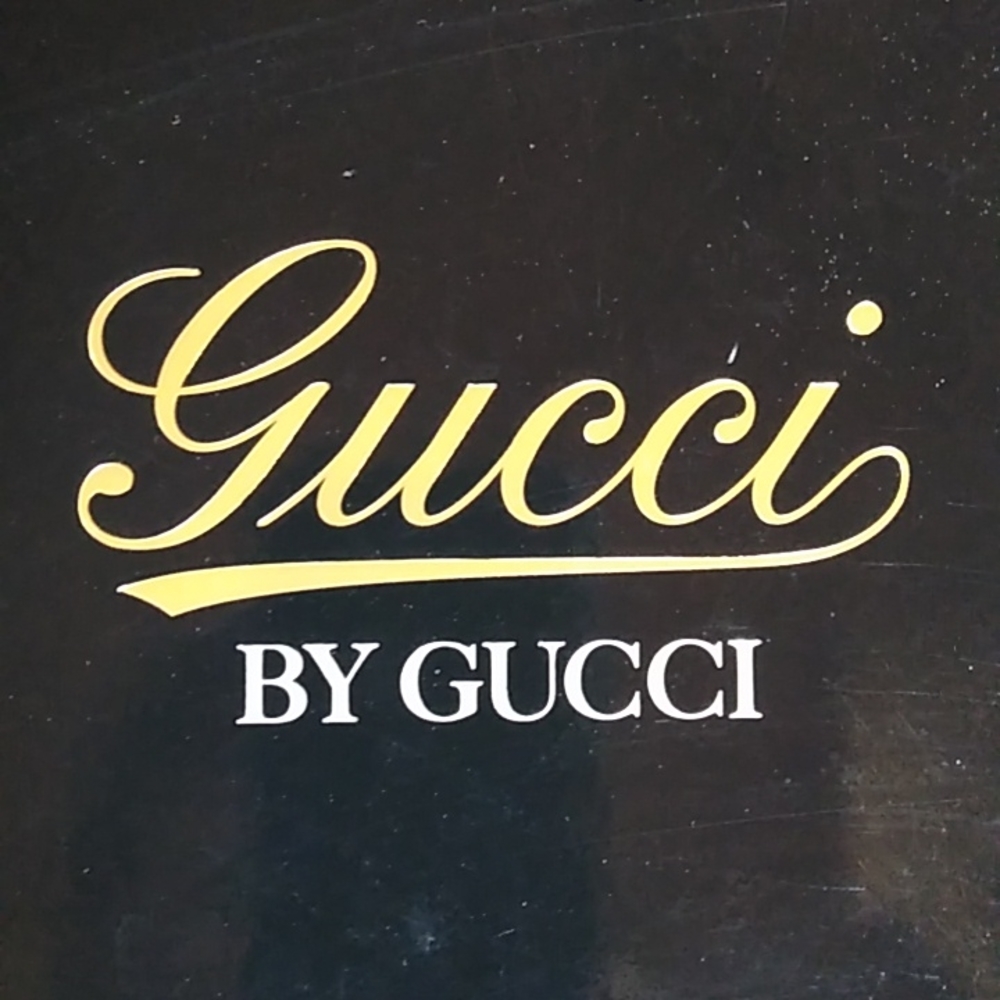 Gucci hardcover book Gucci by Gucci Sarah Mower 2006